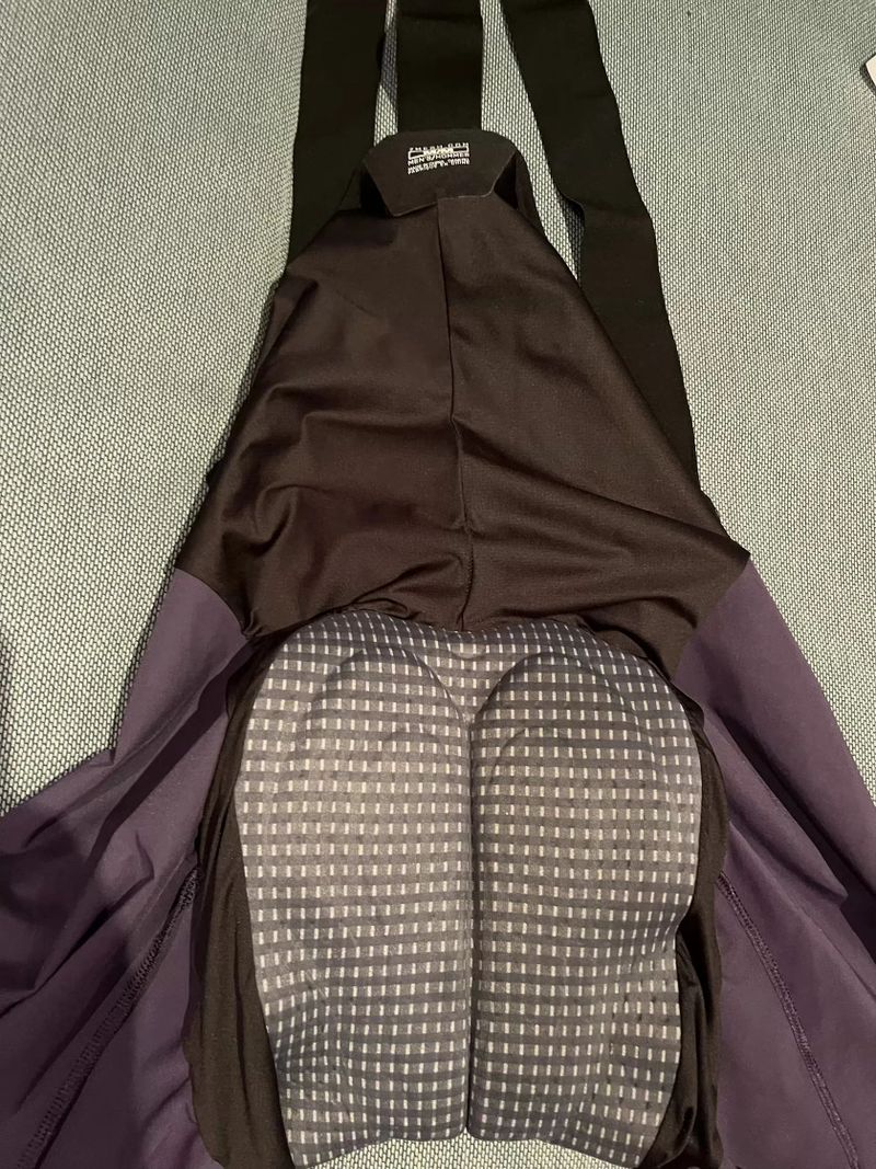 7Mesh cyklistické kraťasy a dresy