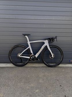 Pinarello dogma F 2025 vel. 54