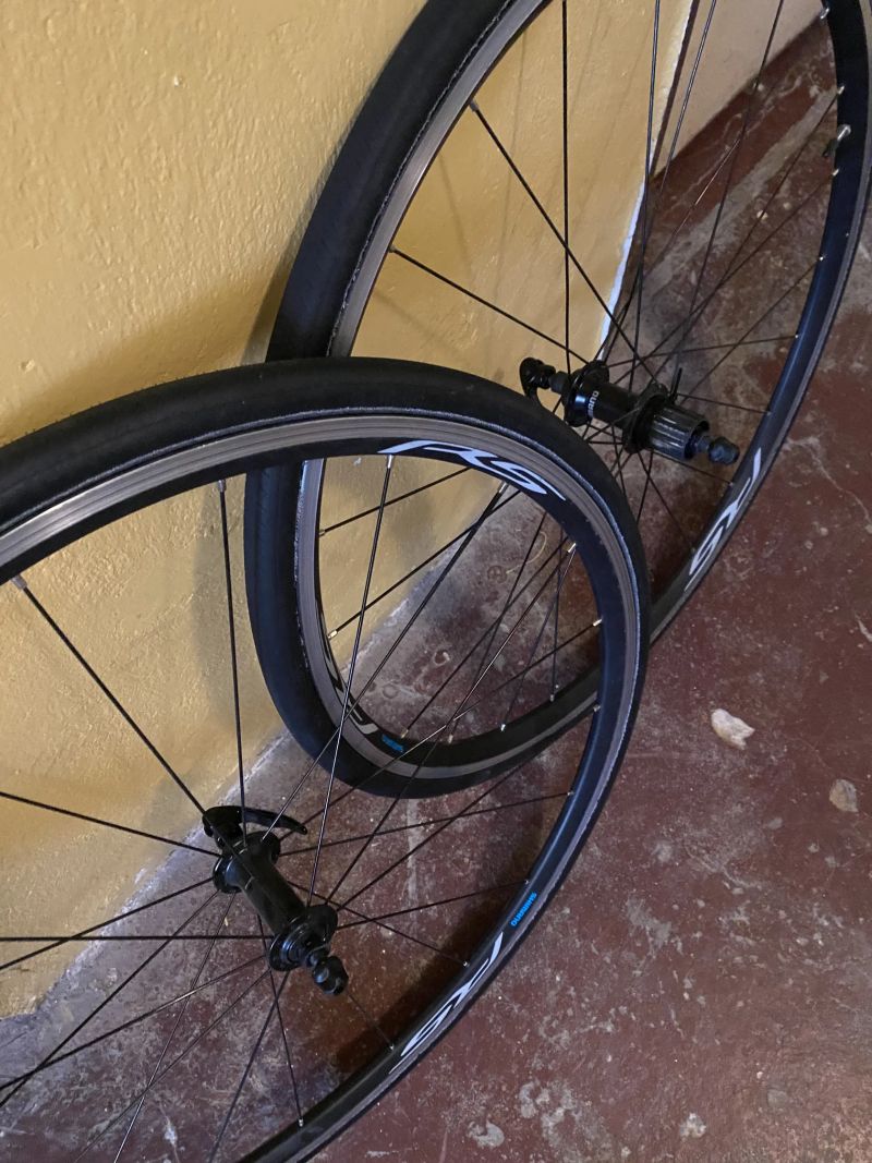 Shimano silniční zapletená kola