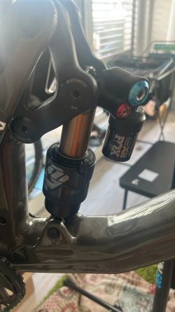 Ghost Riot AM CF, čti inzerát :)