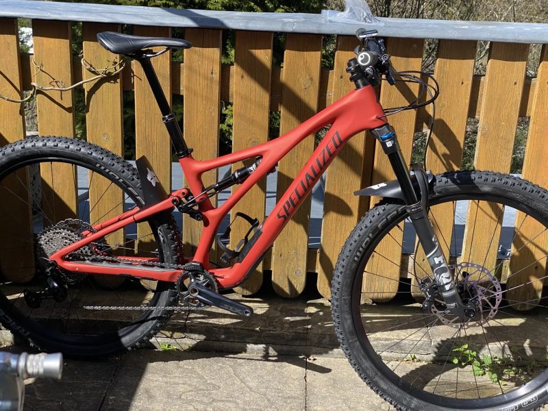Specialized Stumpjumper comp S3=M, Fox Float, Shimano SLX, top stav karbon