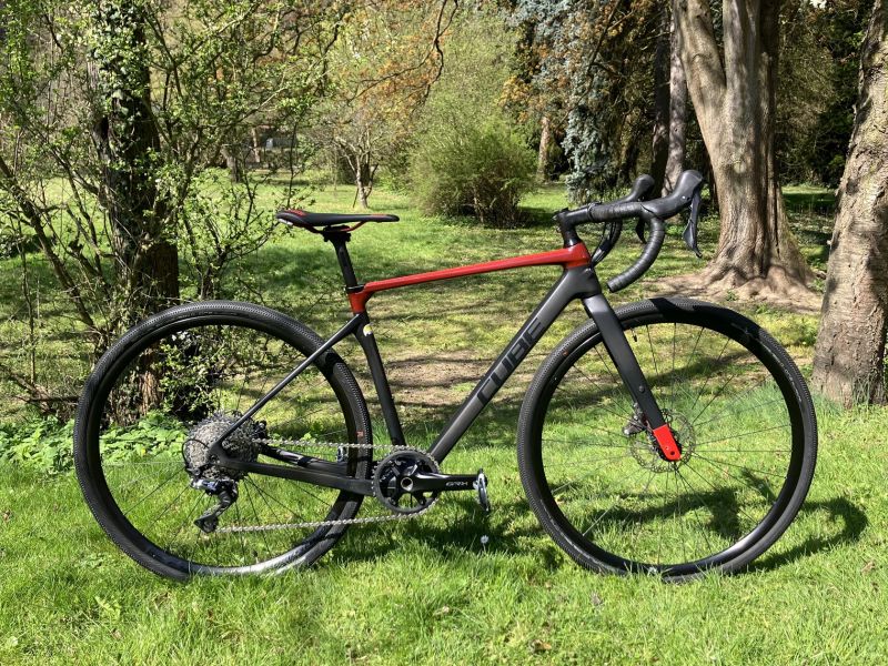 Cube Nuroad C:62 Pro carbon vel. 53 (S)