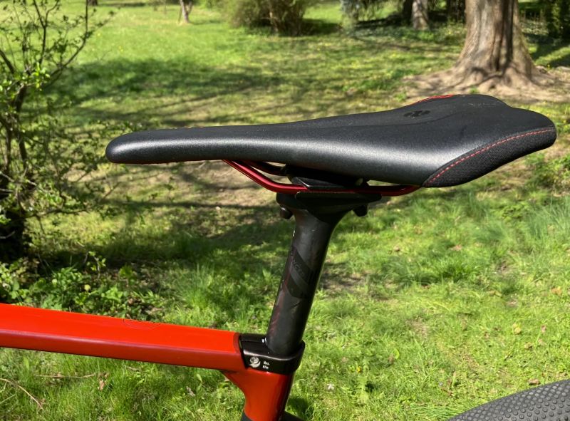 Cube Nuroad C:62 Pro carbon vel. 53 (S)