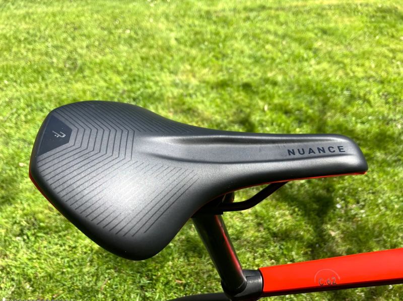 Cube Nuroad C:62 Pro carbon vel. 56 (M)