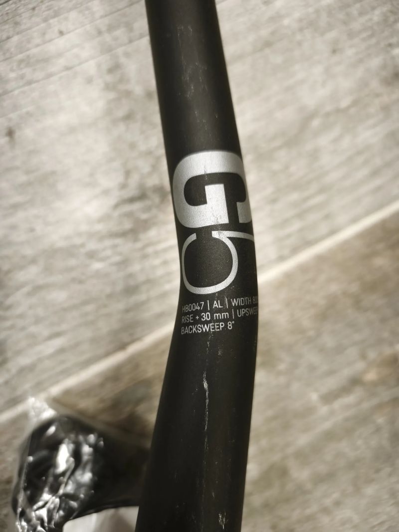 řídítka a představce Canyon G5 Enduro