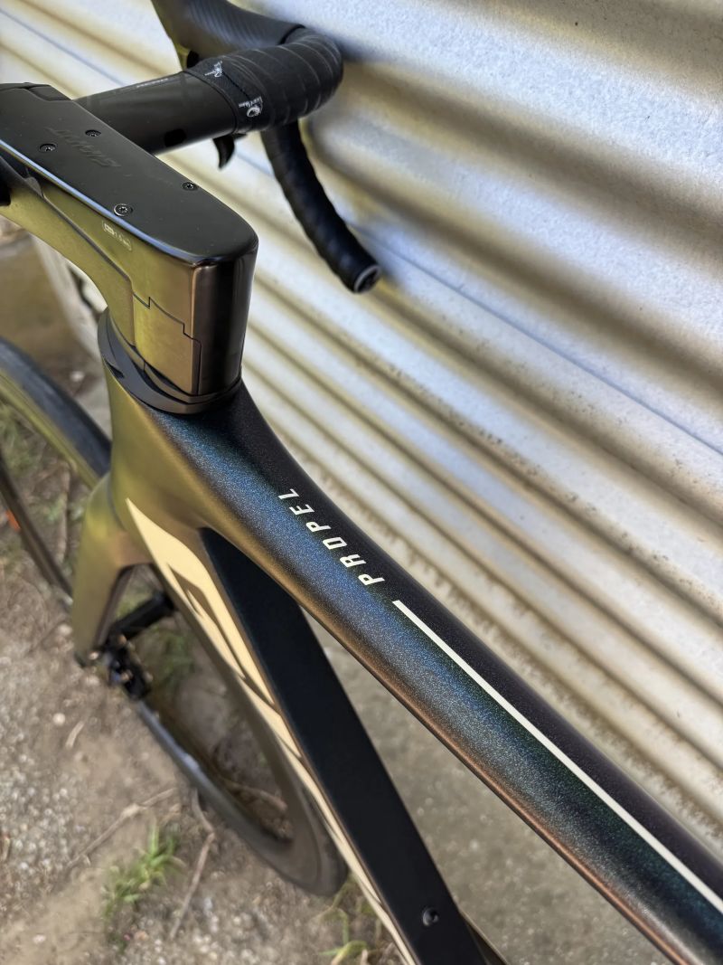 Giant Propel - WATTMETR, ELEKRICKÉ ŘAZENÍ SRAM