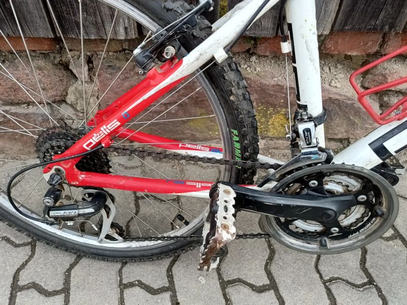 Pells Razzer 24 Replica