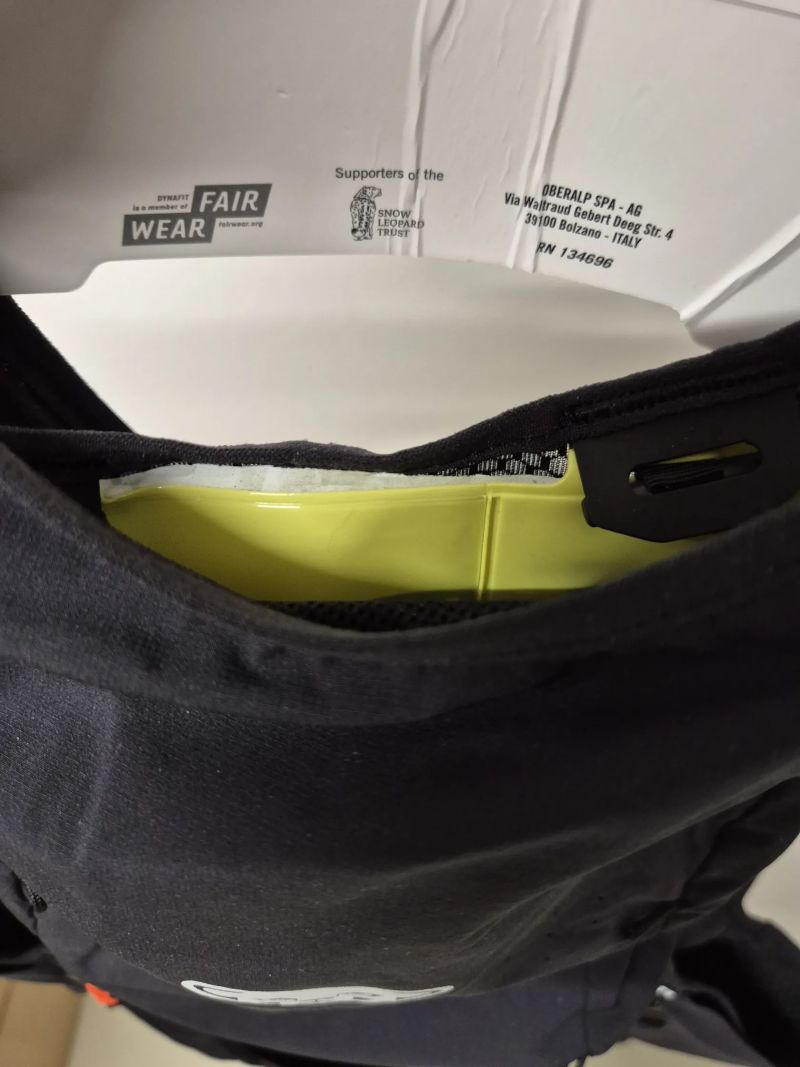 Batoh Dynafit Ultra 12 velikosti M/L a XL