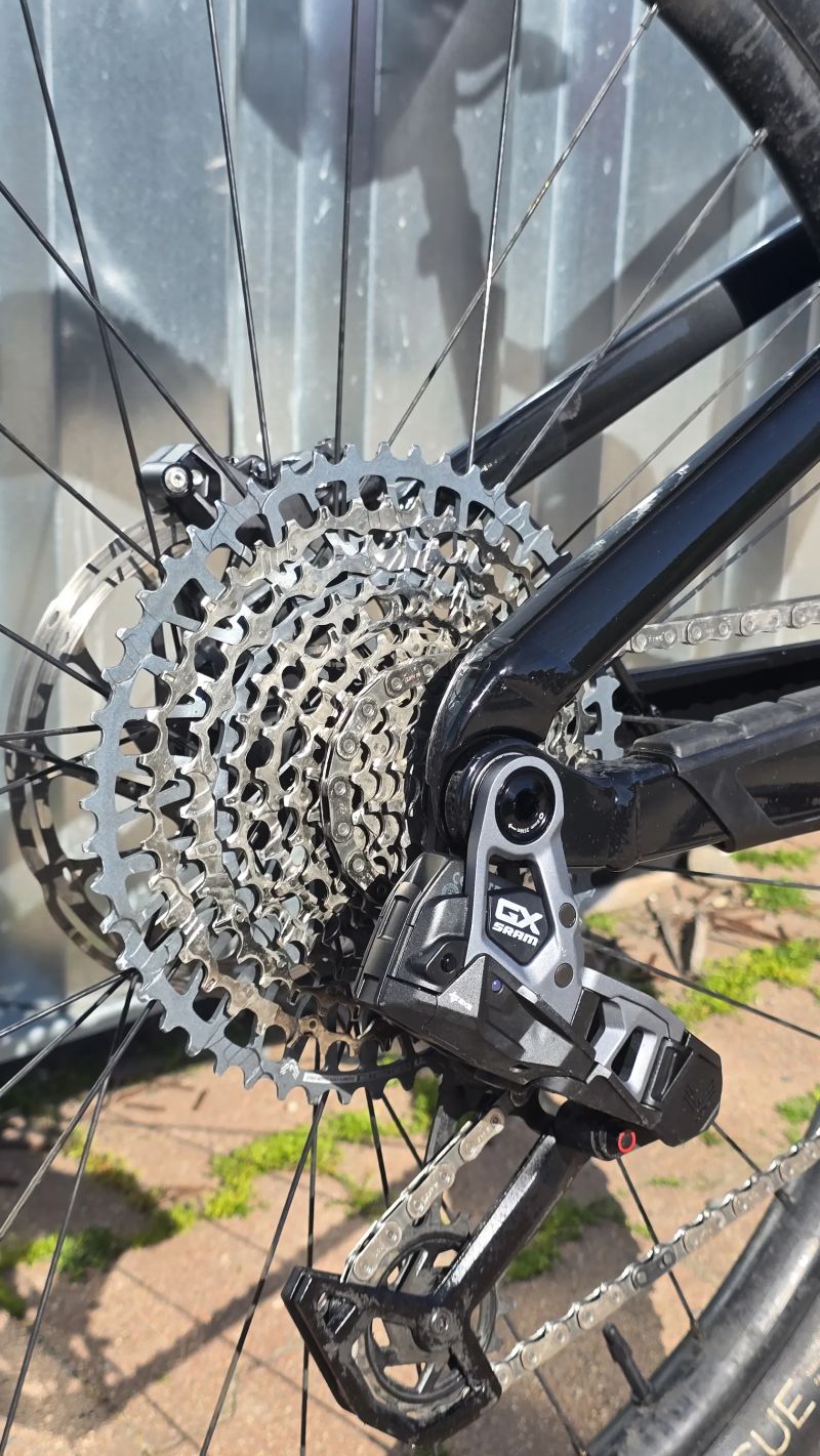 Trek Fuel Ex 8 Gen 6 GX AXS Reverb AXS (L)