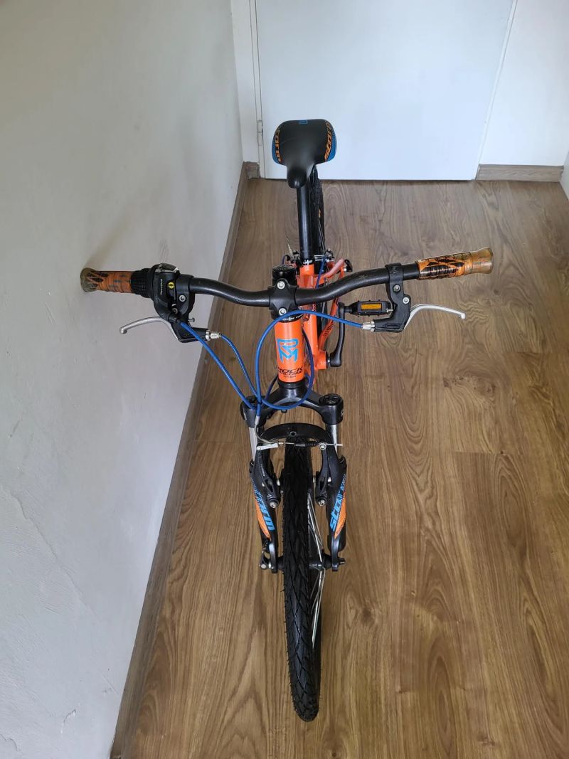 Rock Machine Custo Malloy vel.20