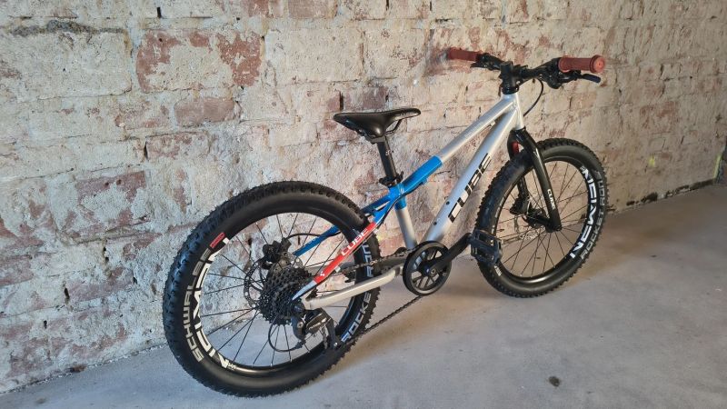 Cube Reaction 200 Pro