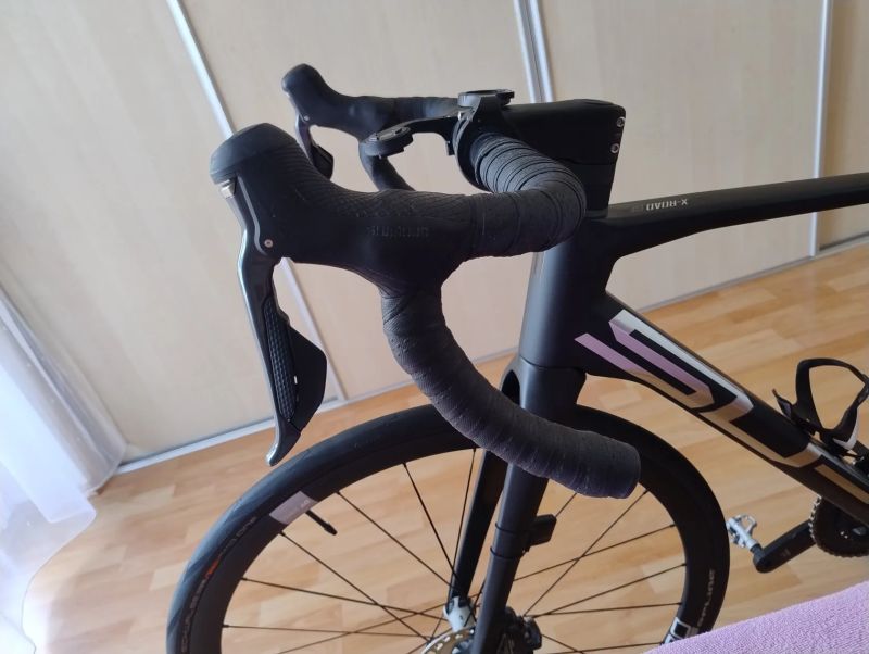 Superior X-road Team issue Di2