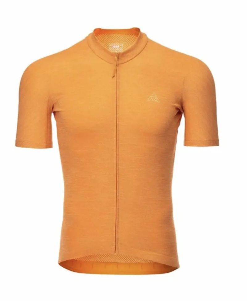 7Mesh cyklistické kraťasy a dres