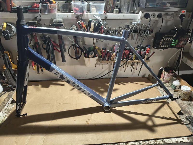 Silniční rám B-TWIN (Decathlon) Ultra AF-GF vel. XL Pevné osy, kotoučové brzdy