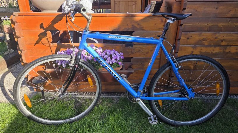 Pánské trekové kolo Author Stratos rám 22" postava 185-200cm 