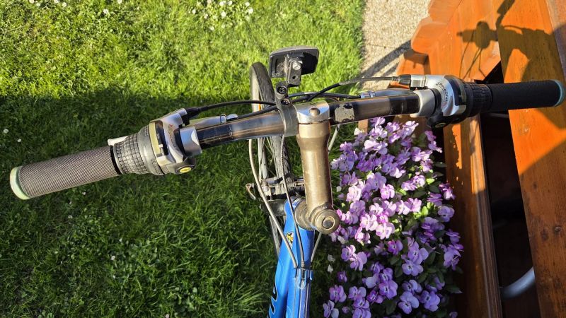 Pánské trekové kolo Author Stratos rám 22" postava 185-200cm 