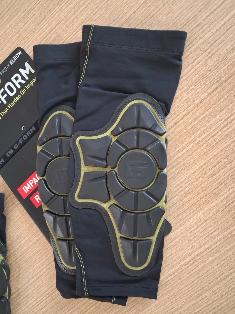 chrániče G-Form Pro-X kolena +lokty