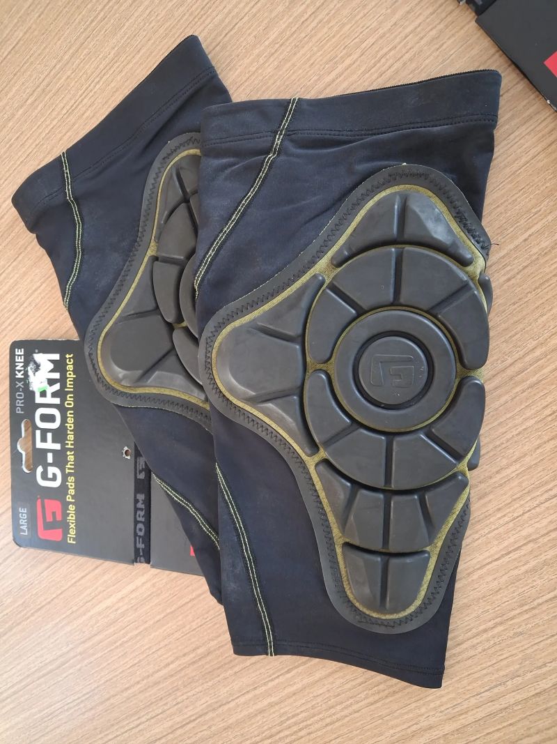 chrániče G-Form Pro-X kolena +lokty