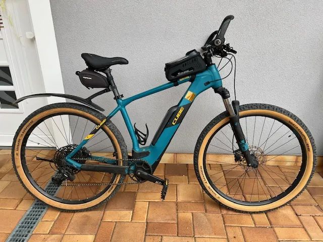 Cube Reaction Hybrid Performance 500