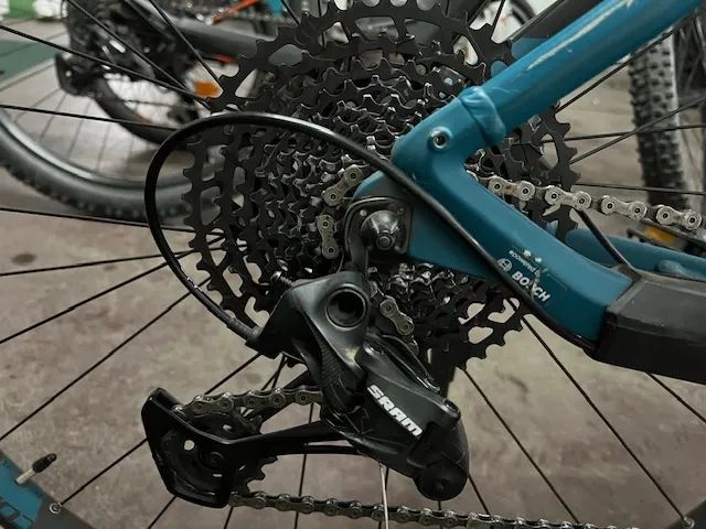 Cube Reaction Hybrid Performance 500