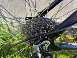 Trekové kolo 4EVER s novým pohonem a po servisu