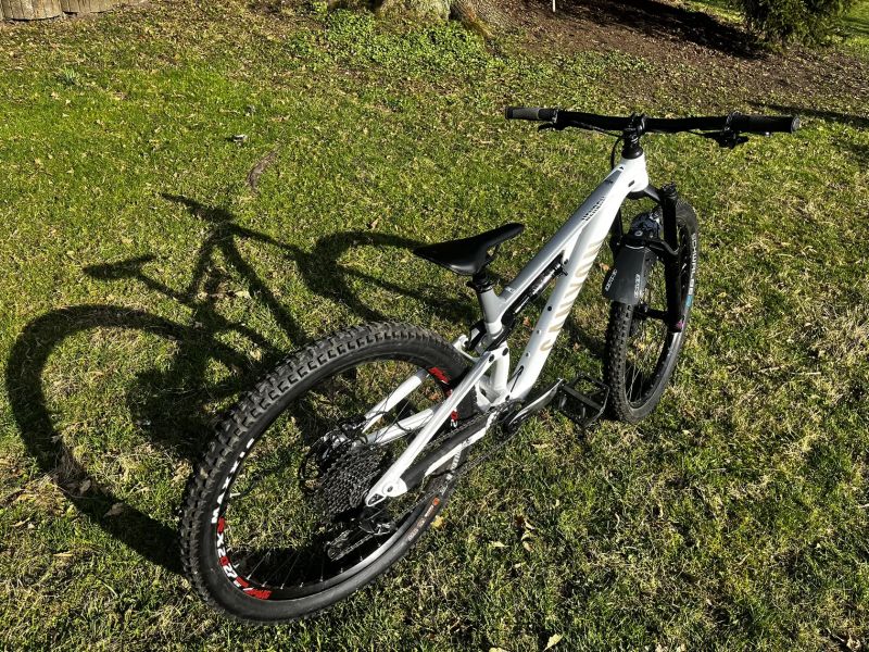 Canyon Neuron Young Hero, XS