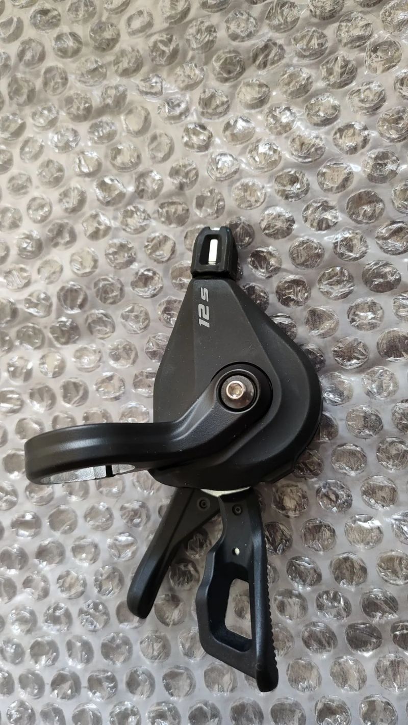 Přehazovačka a řazení 12sp Shimano Deore