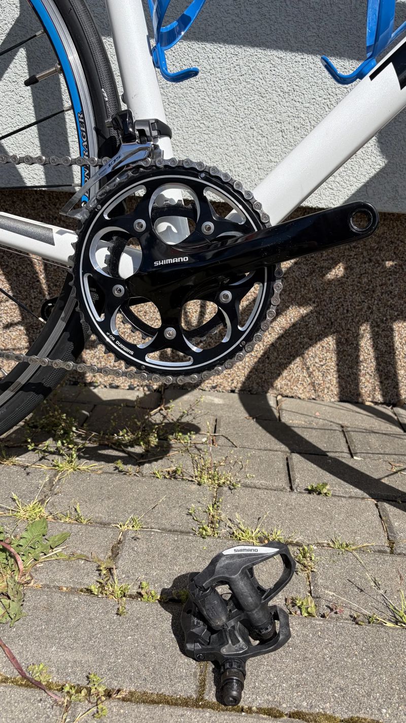 Trek Madone 2.1 velikost 60 (cca 185 - 195 cm)