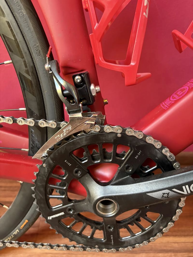 Silniční kolo SAVA