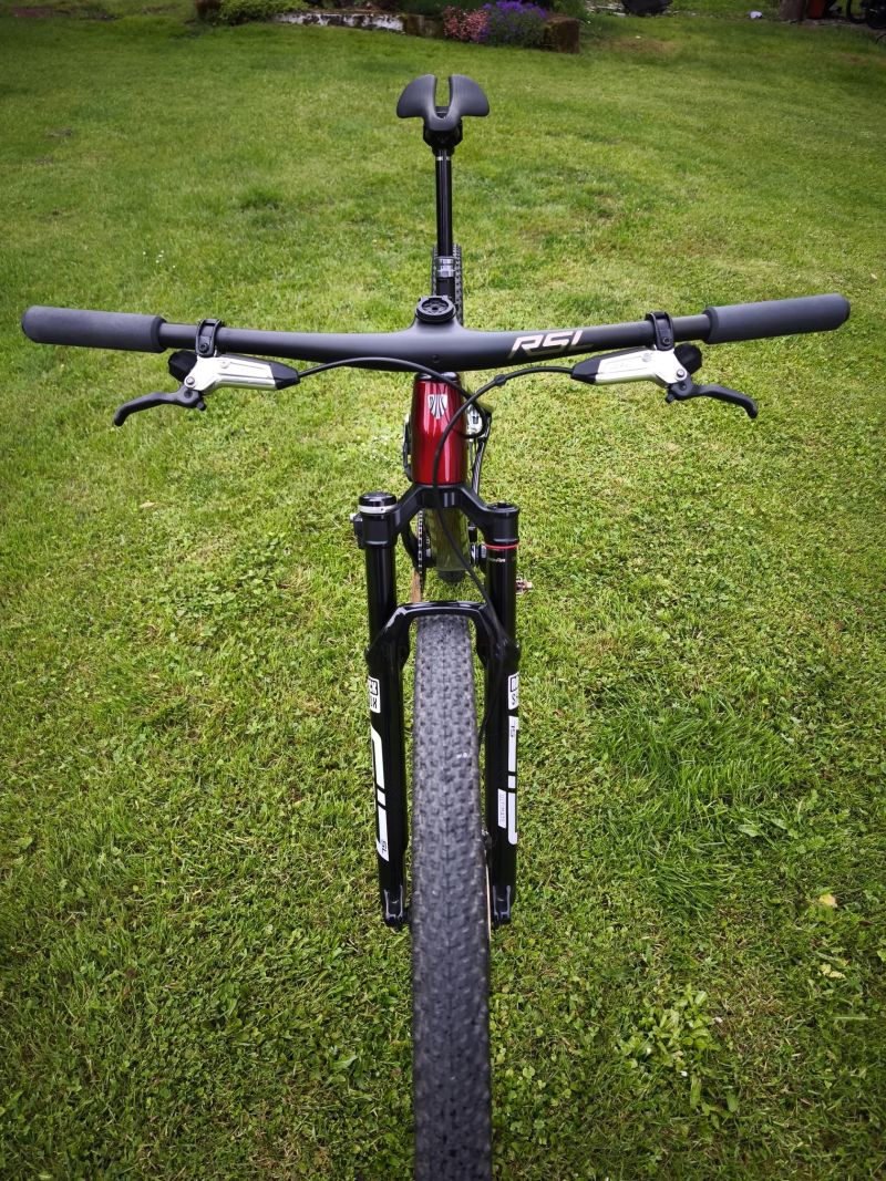 TREK SUPERCALIBER SLR 9.9 Flight Attendant Gen2