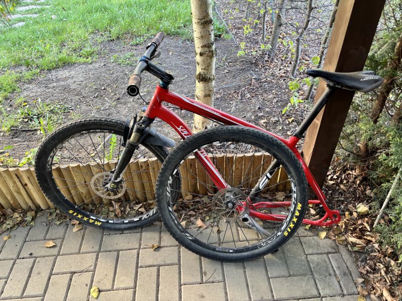 Specialized - na díly nebo k sestavení zpět