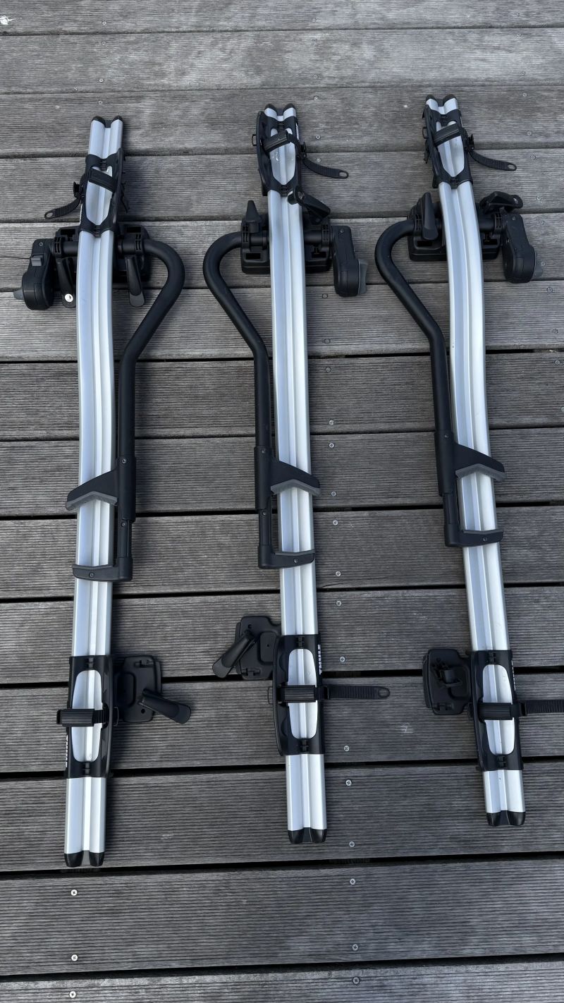 Střešní nosič THULE sada 3 ks