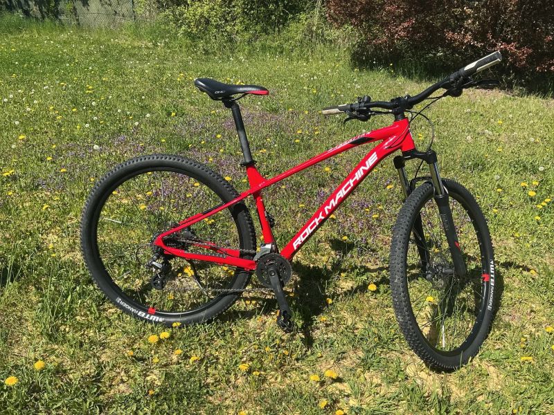 Rock Machine Manhattan