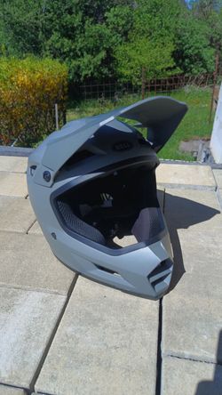 helma Bell Sanction 2