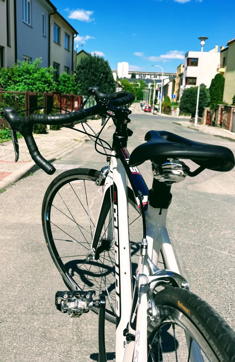 Merida Road Race 905