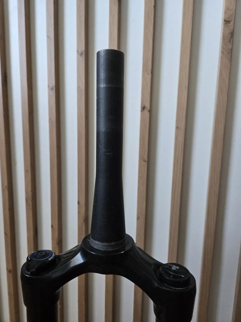 Vydlice Rockshox 35 RL Gold Černá