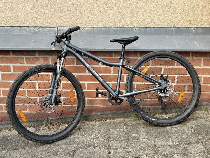 Growbike 26 pro 10-12 let (dvě stejná juniorská kola ve skvělém stavu, téměř neježděná)