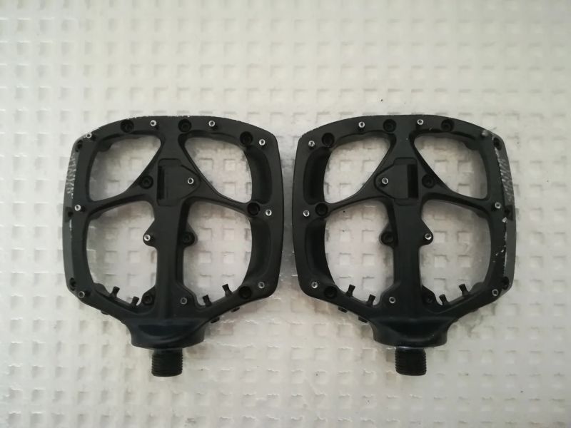 Platformové pedály Specialized Boomslang