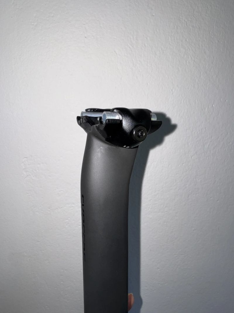 Syncros SP-R100 SL 0mm karbonová sedlovka