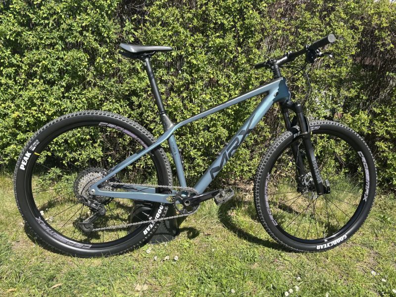 MRX CHRONOS 29" - carbon XT 8100 1x12 disc 12x148mm, raw chameleon modrý 