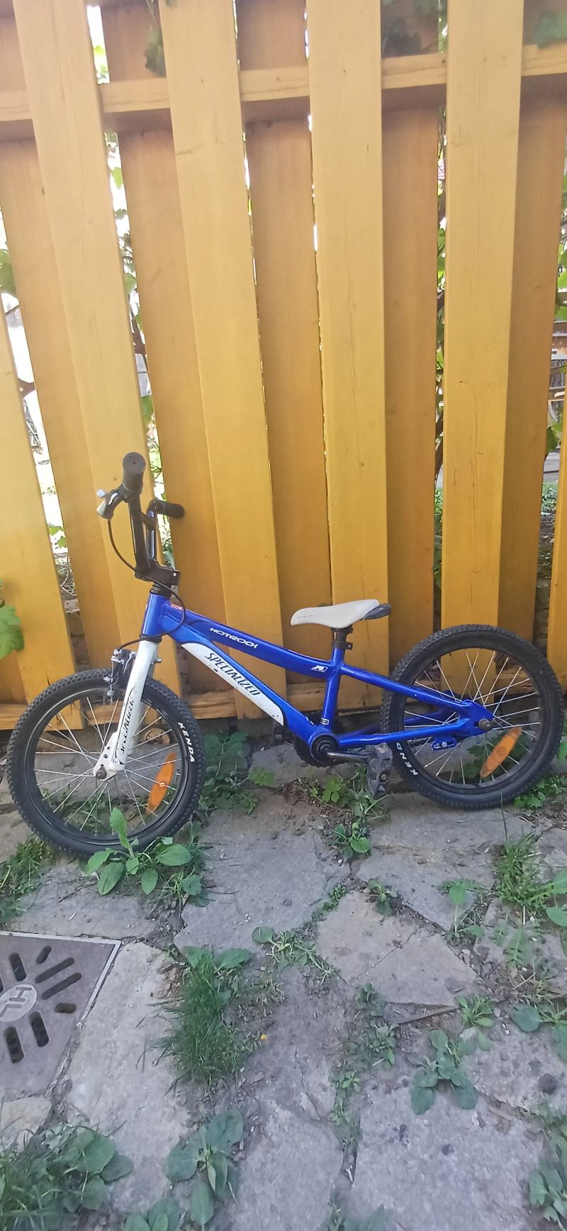 Specialized Hotrock 16