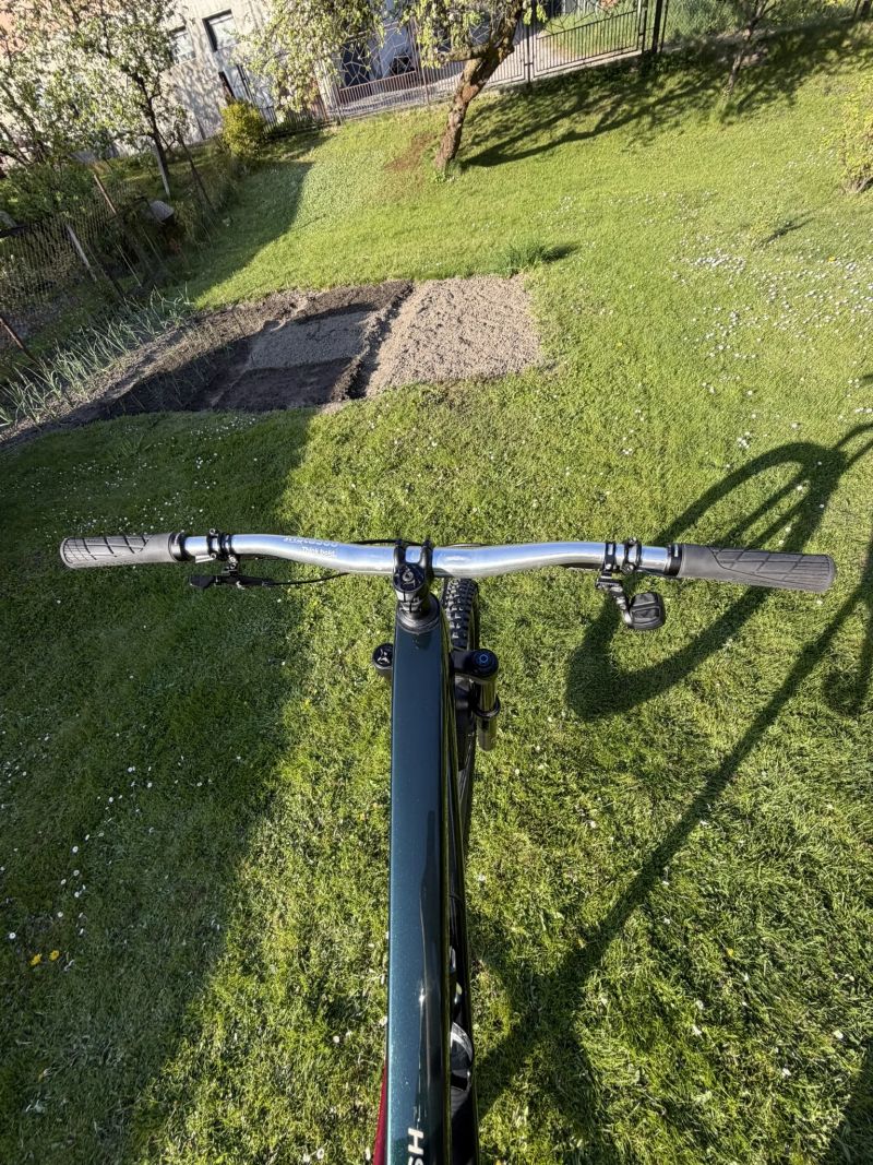 "custom" Trek Slash 6. generace 9.8 GX AXS T-Type