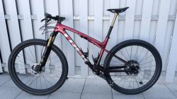 Trek Supercaliber SLR 9.9 XTR gen 2, vel L, TOP