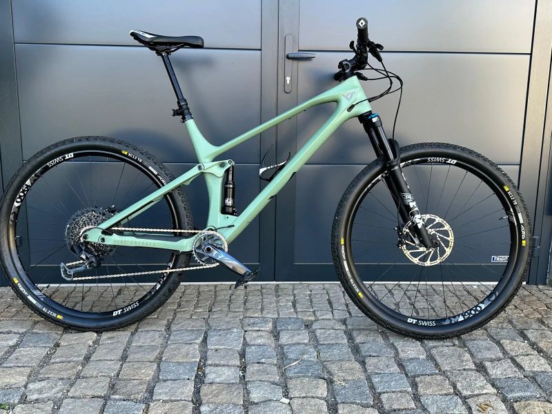 YT Industries IZZO CORE 3