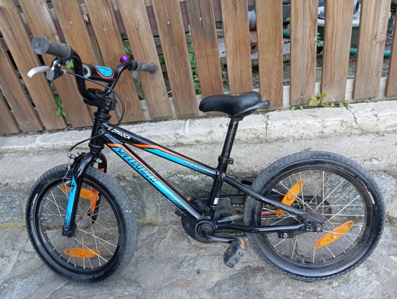 Specialized Hotrock 16