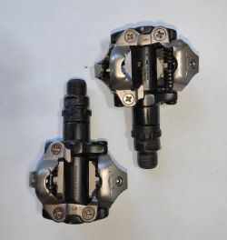 Pedály Shimano PD-M520