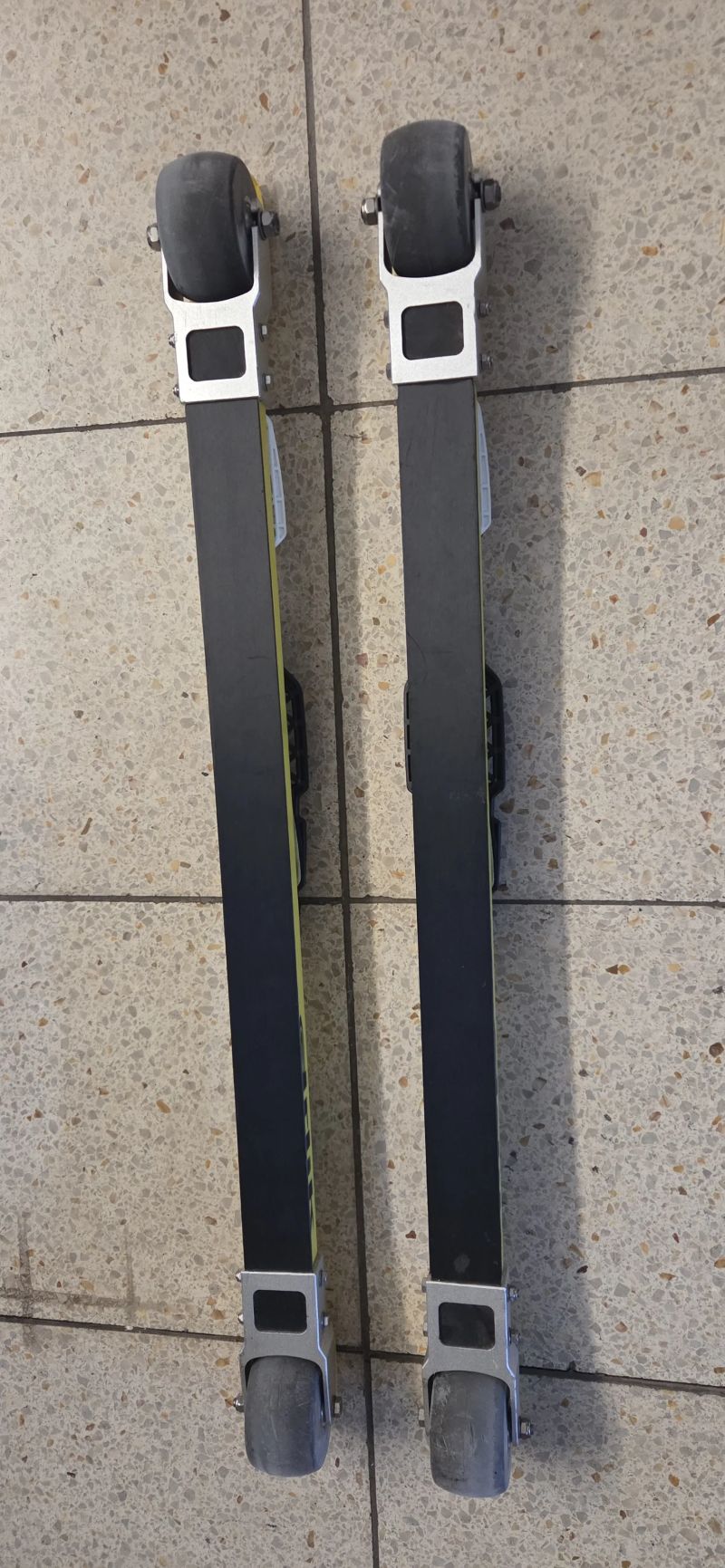 Kolečkové lyže Drlík Classic Composite II + SWIX HOLE Carbon Composite