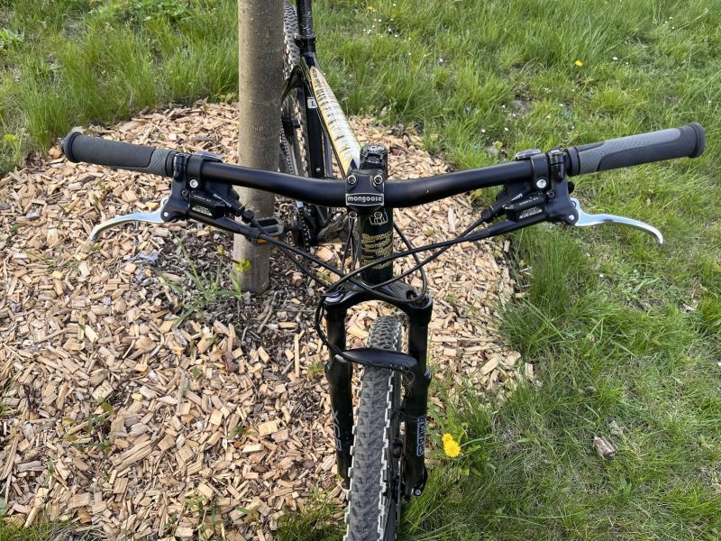 Horské kolo Mongoose 26"