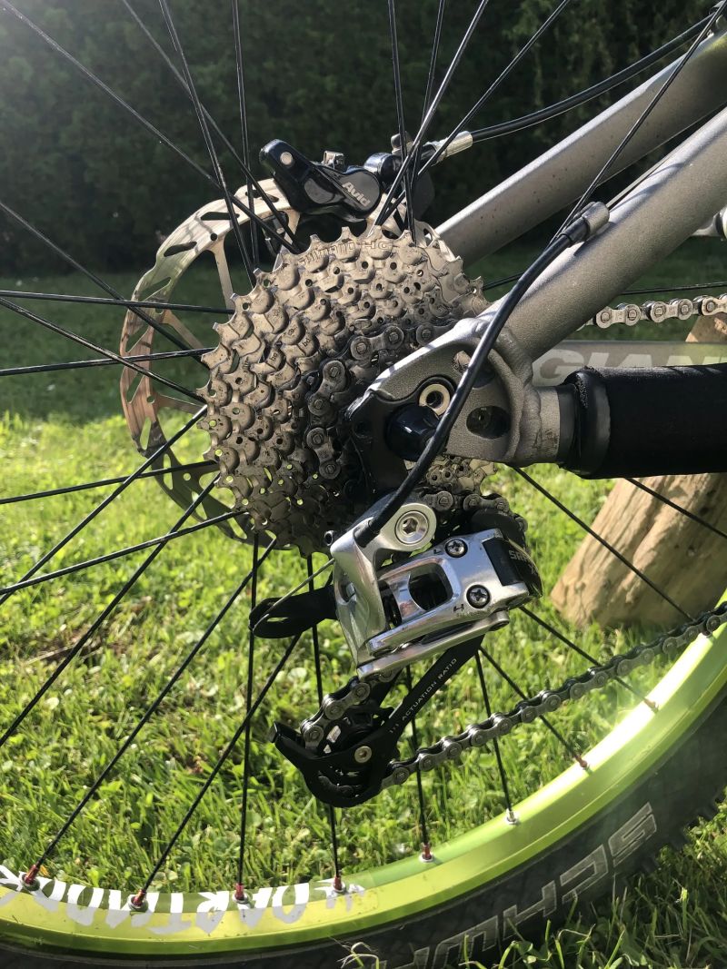 Celoodpružené kolo GIANT M, 26’