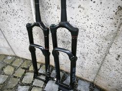 Rock Shox Lyrik Ultimate a Yari 170mm